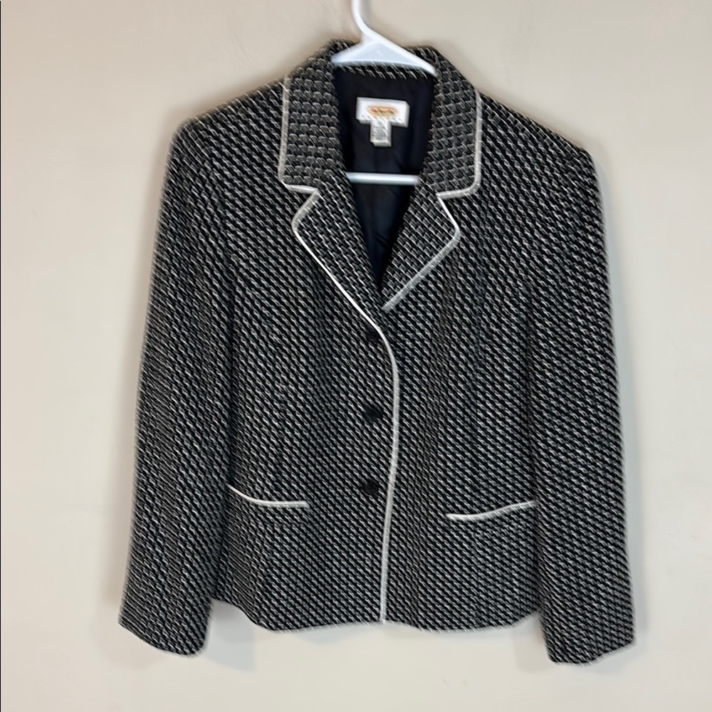 Vintage Talbots Black and White Woven Chevron Blazer Size 10 Petite